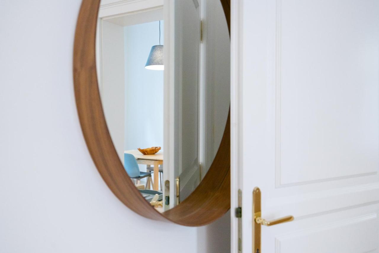 Cottageviertel - Stilvolles Apartment In Parknahe Vienna Esterno foto