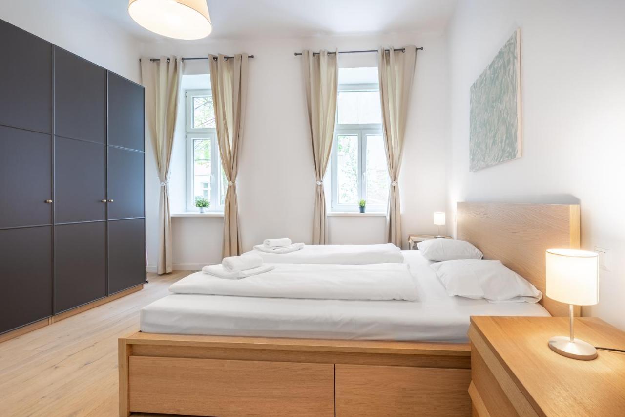 Cottageviertel - Stilvolles Apartment In Parknahe Vienna Esterno foto